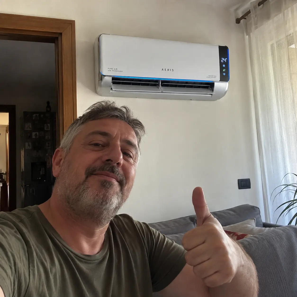 AERIS instalat în sufragerie